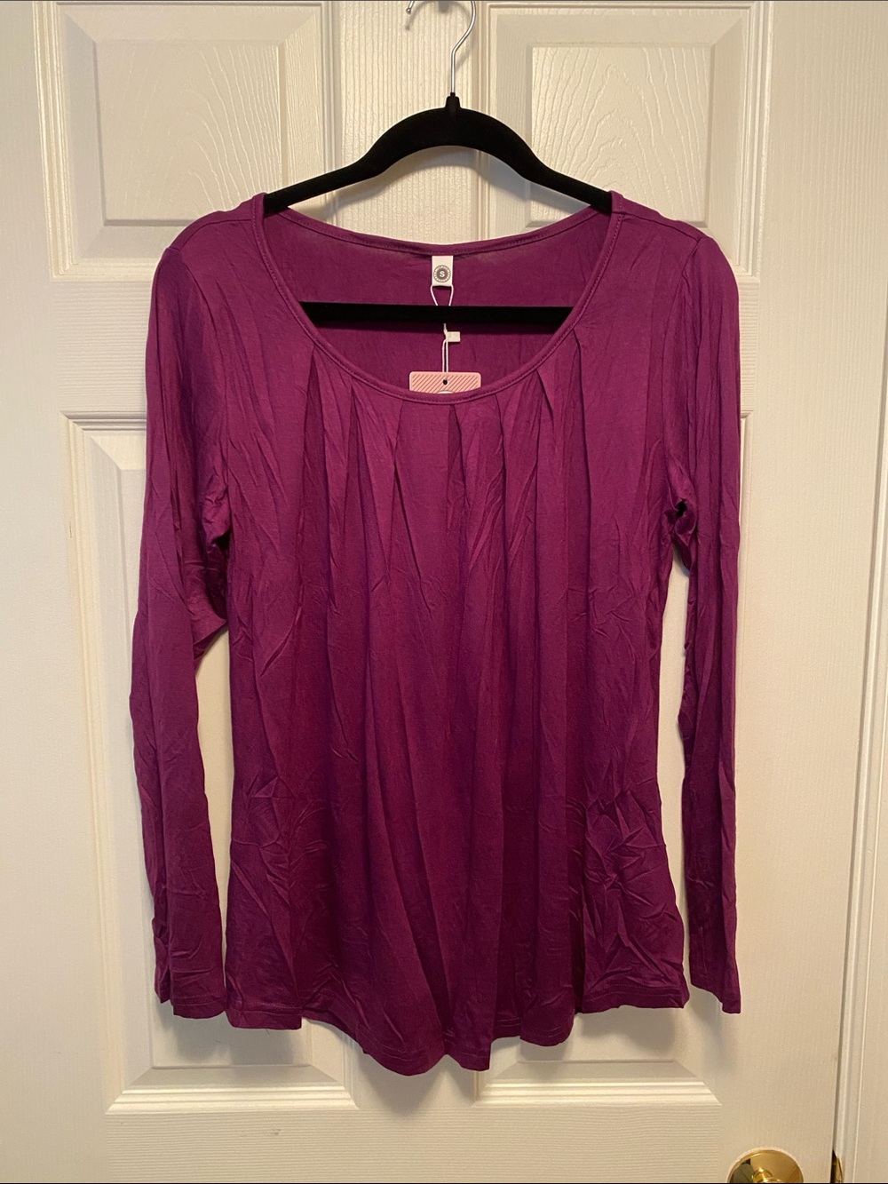 Diliuxing Women's Long Sleeve Scoop Neck Top in Plum…size S